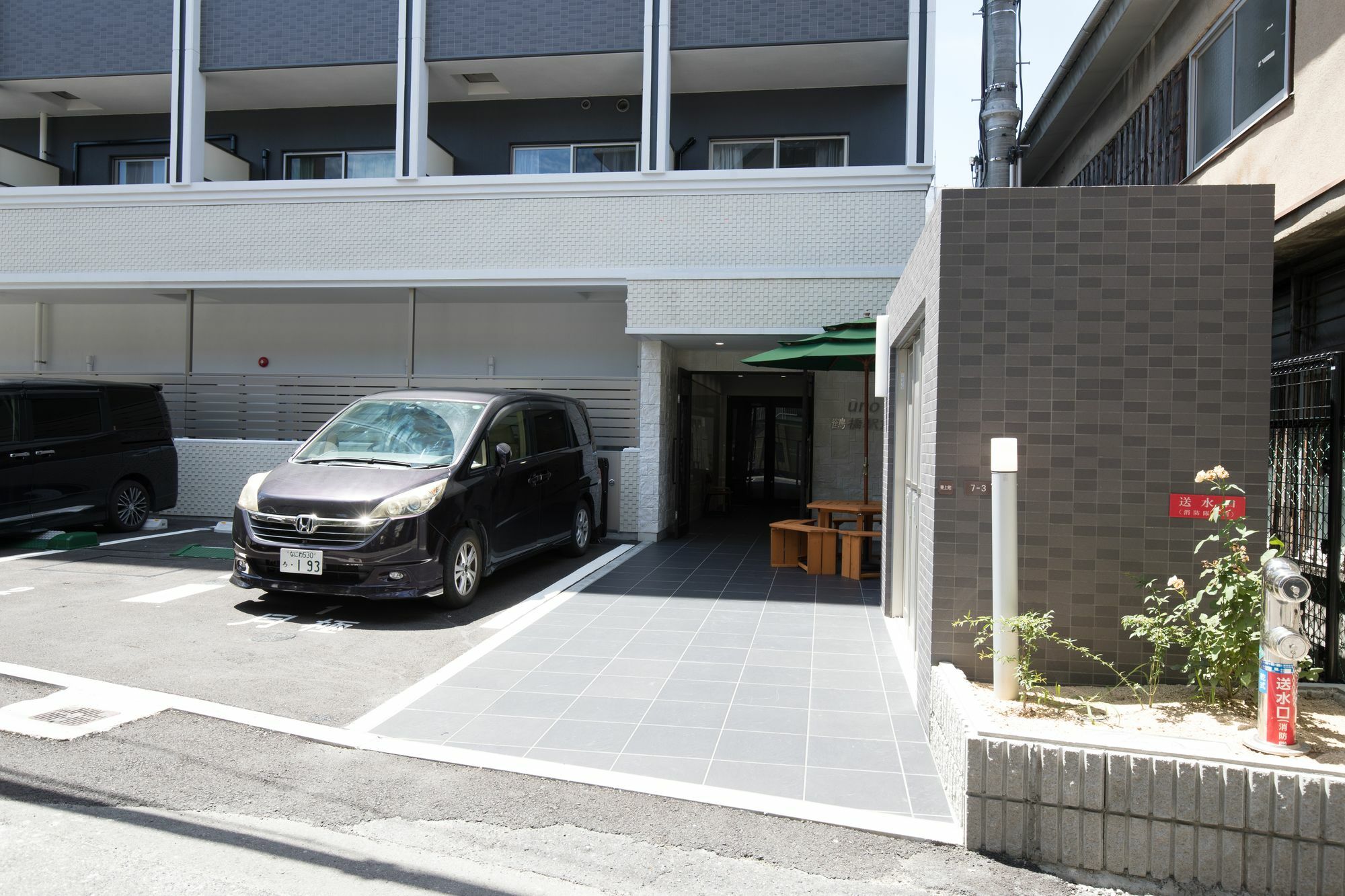 Uro Apartment Osaka Esterno foto